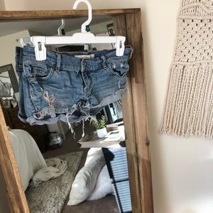 🎅🏼 2 for 15 🎅🏼 Gilly Hicks jean shorts